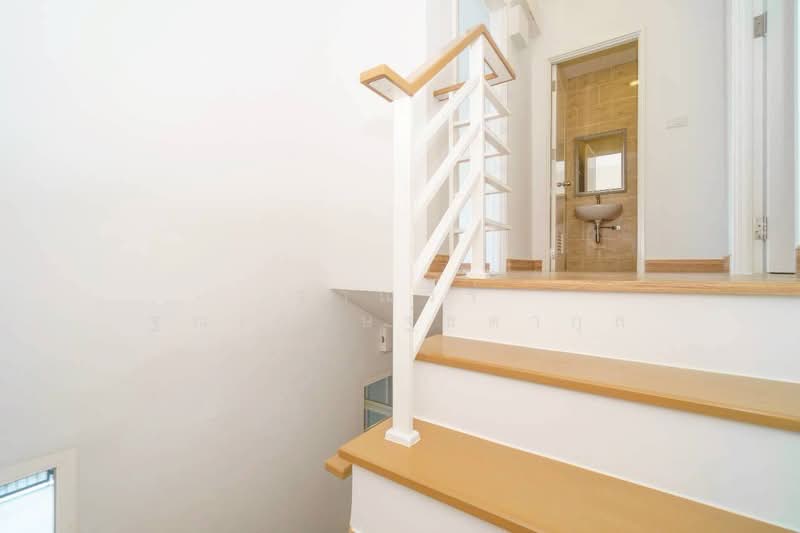 Golden Town 2 Onnut-Pattanakarn, Bangkok, 189 Soi On Nut 65 Yaek 14, Prawet, Prawet, Bangkok, 3 Bedrooms, 113 sqm, Townhouse For Sale, by Tharnavee Tharnasetthadakul, 500214730 - DDproperty.com