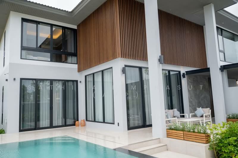 Veera Grand Pattaya, Chon Buri (Pattaya), Sukhumvit, Bang Lamung, Bang Lamung (Pattaya), Chon Buri (Pattaya), 4 Bedrooms, 505 sqm, Villa For Sale, by Sathida Limphasut (App), 500214738 - DDproperty.com