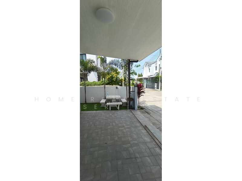 Maneerin Village Laemchabang - Banglamung, Chon Buri (Pattaya), Bang Lamung, Bang Lamung (Pattaya), Chon Buri (Pattaya), 4 Bedrooms, 200 sqm, Semi-Detached House (Twin House) For Sale, by HOME Real Estate Service, 500214764 - DDproperty.com