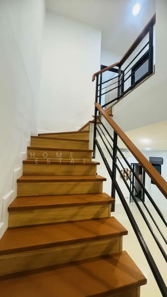 มณีรินทร์ วิลเลจ แหลมฉบัง - บางละมุง, ชลบุรี, บางละมุง, บางละมุง, ชลบุรี, 200 ตร.ม., บ้านแฝด ขาย, โดย HOME Real Estate Service, 500214764 - DDproperty.com