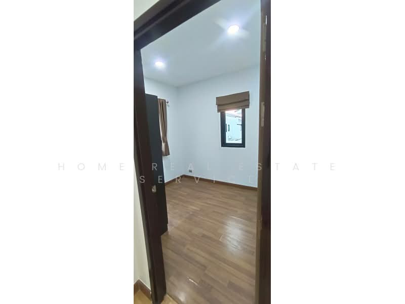 Maneerin Village Laemchabang - Banglamung, Chon Buri (Pattaya), Bang Lamung, Bang Lamung (Pattaya), Chon Buri (Pattaya), 4 Bedrooms, 200 sqm, Semi-Detached House (Twin House) For Sale, by HOME Real Estate Service, 500214764 - DDproperty.com