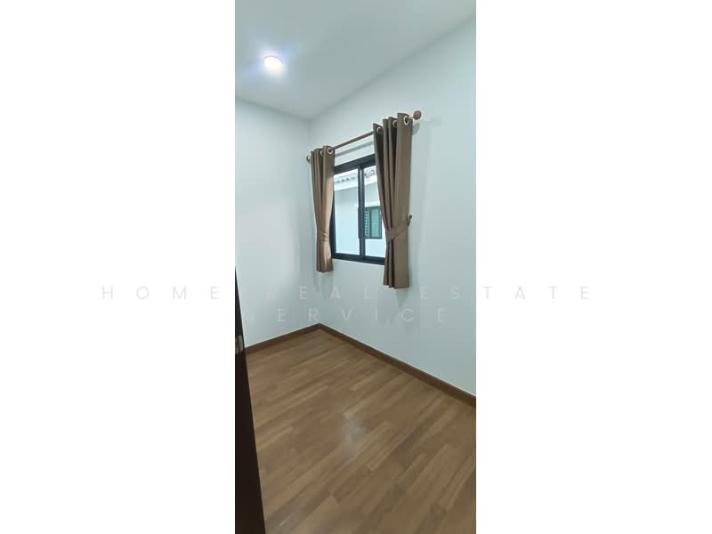 Maneerin Village Laemchabang - Banglamung, Chon Buri (Pattaya), Bang Lamung, Bang Lamung (Pattaya), Chon Buri (Pattaya), 4 Bedrooms, 200 sqm, Semi-Detached House (Twin House) For Sale, by HOME Real Estate Service, 500214764 - DDproperty.com