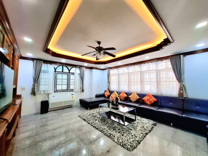 บ้านเดี่ยวอยู่เจริญ, Bangkok, Din Daeng, Din Daeng, Bangkok, 6 Bedrooms, 390 sqm, Single Detached House For Sale, by Thanitcha Kangkasuwanno, 500214770 - DDproperty.com