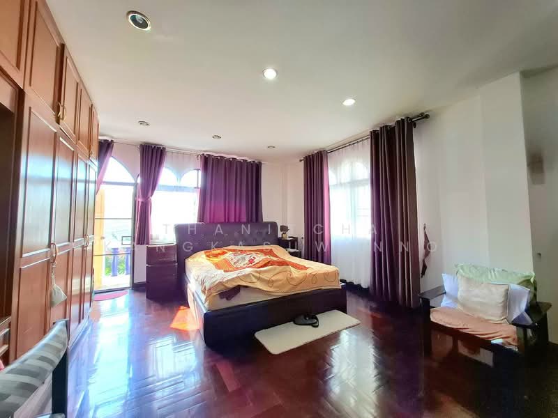 บ้านเดี่ยวอยู่เจริญ, Bangkok, Din Daeng, Din Daeng, Bangkok, 6 Bedrooms, 390 sqm, Single Detached House For Sale, by Thanitcha Kangkasuwanno, 500214770 - DDproperty.com