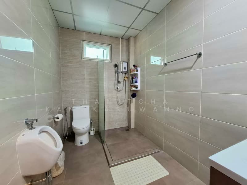 บ้านเดี่ยวอยู่เจริญ, Bangkok, Din Daeng, Din Daeng, Bangkok, 6 Bedrooms, 390 sqm, Single Detached House For Sale, by Thanitcha Kangkasuwanno, 500214770 - DDproperty.com