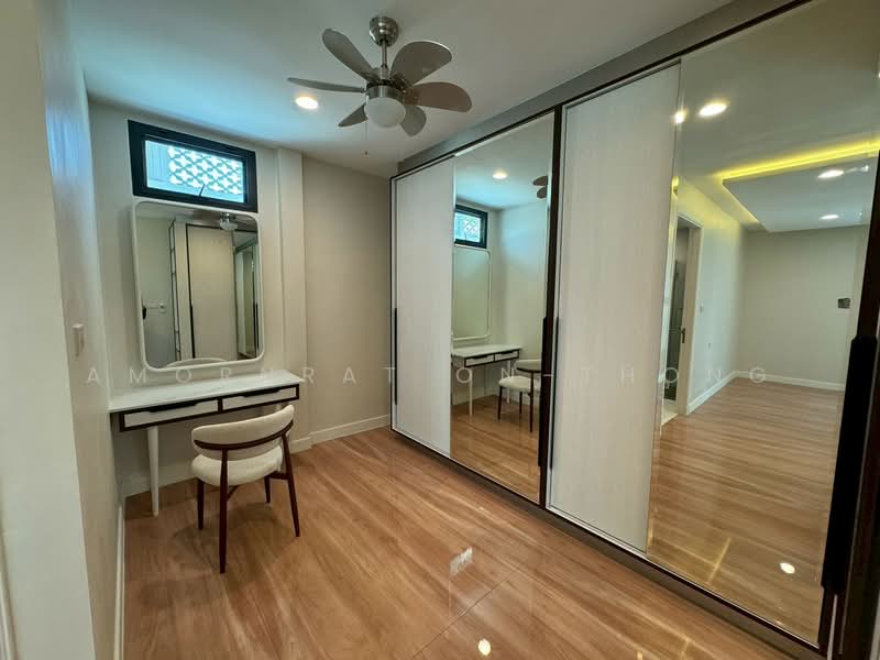 house, Bangkok, Khlong Tan Nua, Watthana, Bangkok, 4 Bedrooms, 490 sqm, Single Detached House For Rent, by Amornrat On-Thong, 500214800 - DDproperty.com