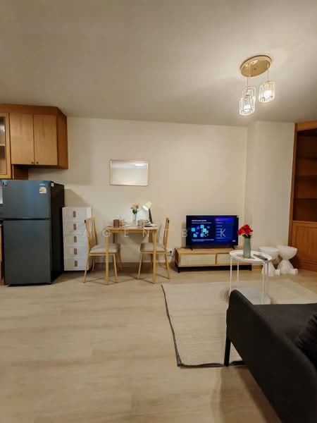 The Parkland Bangna, Bangkok, Soi Bangna-Trat 37 Bangna-Trat Road, Bang Na, Bang Na, Bangkok, 1 Bedroom, 37 sqm, Condo For Rent, by Agentbkk, 500214809 - DDproperty.com