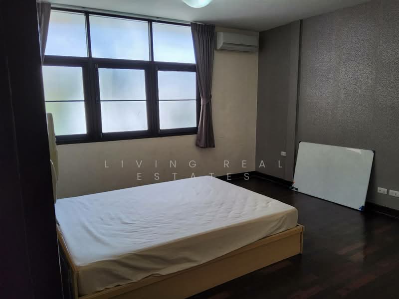 Prommitr Villa : พร้อมมิตร วิลล่า, กรุงเทพ, ซอย พร้อมมิตร, คลองตันเหนือ, วัฒนา, กรุงเทพ, 176 ตร.ม., บ้านเดี่ยว ให้เช่า, โดย Living Real Estates, 500214812 - DDproperty.com