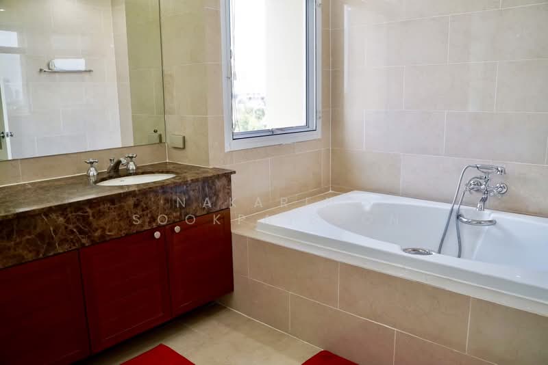 The Cadogan Private Residence, Bangkok, Soi Sukhumvit 39, Khlong Tan Nua, Watthana, Bangkok, 3 Bedrooms, 184 sqm, Condo For Rent, by Nakarin  Sookpaiboon, 500214813 - DDproperty.com