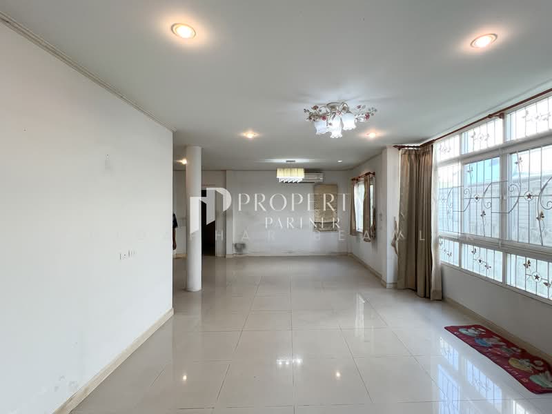 Krongthong Tropical, Bangkok, Chaloem Phra Kiat Ratchakan Thi 9 Road,, Prawet, Prawet, Bangkok, 4 Bedrooms, 200 sqm, Single Detached House For Sale, by Chidaphar Beawlek, 500214814 - DDproperty.com