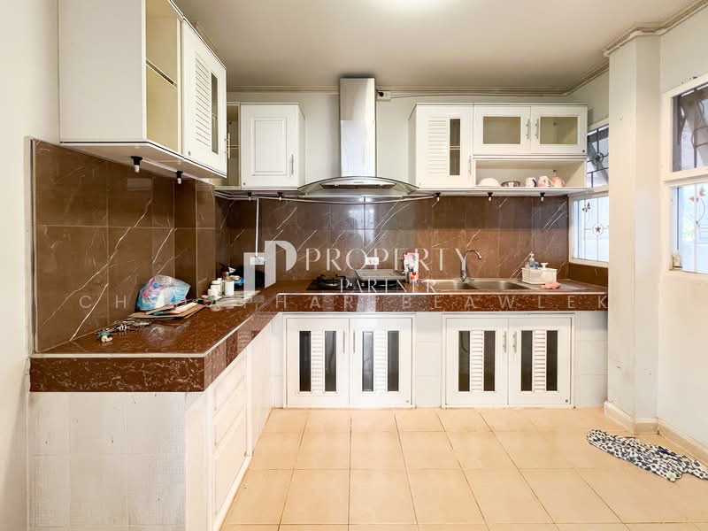 Krongthong Tropical, Bangkok, Chaloem Phra Kiat Ratchakan Thi 9 Road,, Prawet, Prawet, Bangkok, 4 Bedrooms, 200 sqm, Single Detached House For Sale, by Chidaphar Beawlek, 500214814 - DDproperty.com