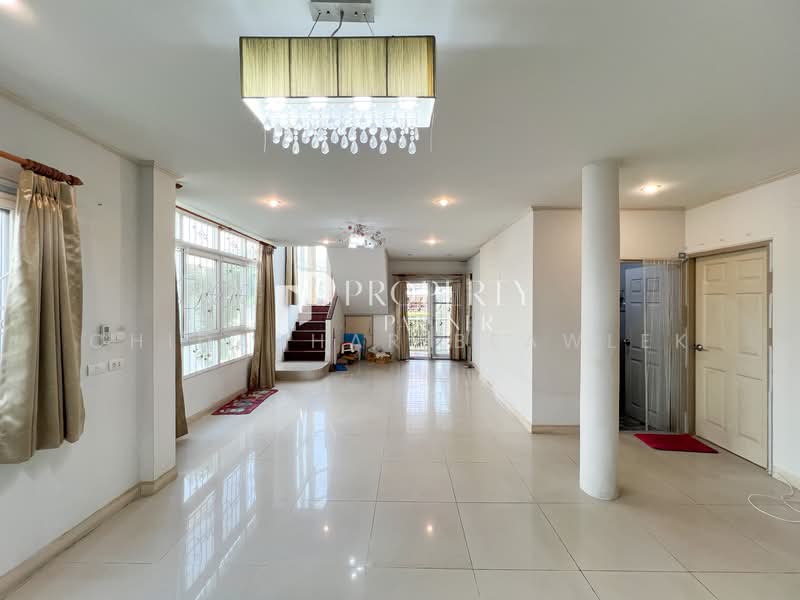 Krongthong Tropical, Bangkok, Chaloem Phra Kiat Ratchakan Thi 9 Road,, Prawet, Prawet, Bangkok, 4 Bedrooms, 200 sqm, Single Detached House For Sale, by Chidaphar Beawlek, 500214814 - DDproperty.com