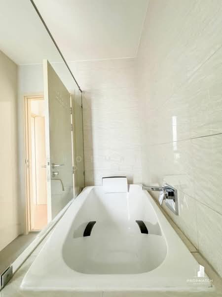 Maru Ekkamai 2, Bangkok, 70-5 Sukhumvit 63 Road, Phra Kanong Nua, Watthana, Bangkok, 2 Bedrooms, 55 sqm, Condo For Sale, by PROPMATCH CO., LTD., 500214816 - DDproperty.com