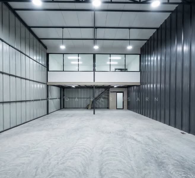 โกดัง สร้างใหม่ สามารถทำ ออฟฟิศ ร้านค้าให้เช่า ใกล้ สนามบินสุวรรณภูมิ ติดถนนใหญ่กิ่งแก้ว, Samut Prakan, Rachathewa, Bang Plee, Samut Prakan, , 94 sqm, Warehouse/Factory For Rent, by Airada Parasarn, 500214847 - DDproperty.com