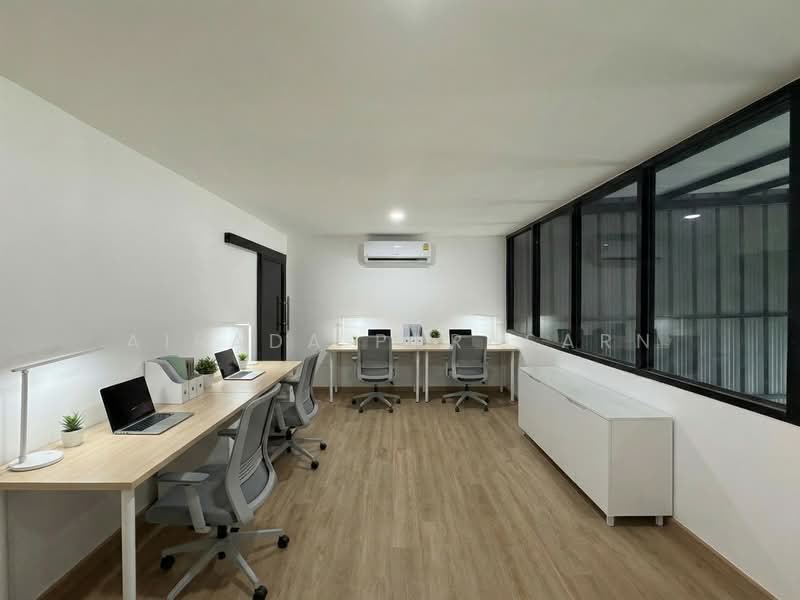 โกดัง สร้างใหม่ สามารถทำ ออฟฟิศ ร้านค้าให้เช่า ใกล้ สนามบินสุวรรณภูมิ ติดถนนใหญ่กิ่งแก้ว, Samut Prakan, Rachathewa, Bang Plee, Samut Prakan, , 94 sqm, Warehouse/Factory For Rent, by Airada Parasarn, 500214847 - DDproperty.com