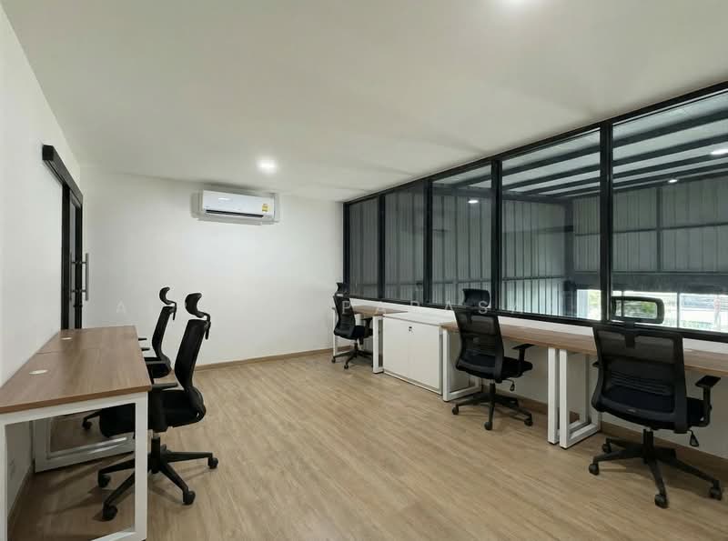 โกดัง สร้างใหม่ สามารถทำ ออฟฟิศ ร้านค้าให้เช่า ใกล้ สนามบินสุวรรณภูมิ ติดถนนใหญ่กิ่งแก้ว, Samut Prakan, Rachathewa, Bang Plee, Samut Prakan, , 94 sqm, Warehouse/Factory For Rent, by Airada Parasarn, 500214847 - DDproperty.com