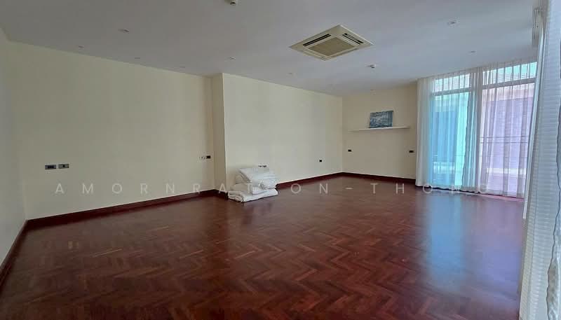 House, Bangkok, Khlong Tan Nua, Watthana, Bangkok, 4 Bedrooms, 450 sqm, Single Detached House For Rent, by Amornrat On-Thong, 500214861 - DDproperty.com