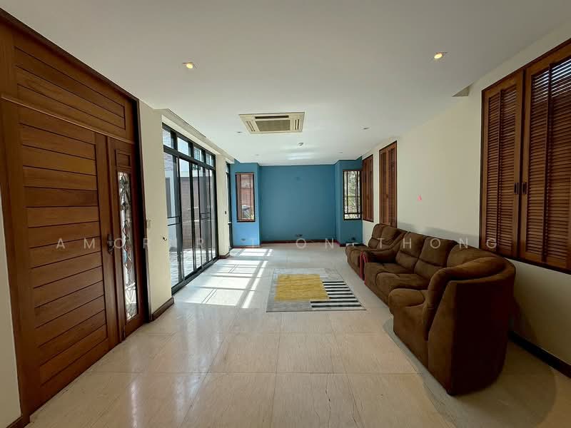 House, Bangkok, Khlong Tan Nua, Watthana, Bangkok, 4 Bedrooms, 450 sqm, Single Detached House For Rent, by Amornrat On-Thong, 500214861 - DDproperty.com