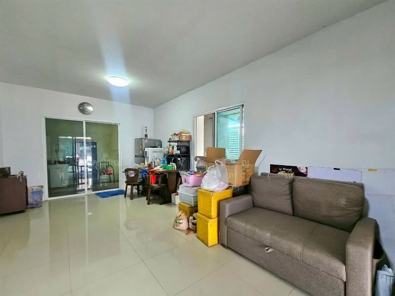 The Colors Don Mueang-Song Prapha : เดอะ คัลเลอร์ส ดอนเมือง-สรงประภา, ปทุมธานี, ถนนสรงประภา, หลักหก, เมืองปทุมธานี, ปทุมธานี, 160 ตร.ม., ทาวน์เฮ้าส์ ขาย, โดย คุณ ณัจภสิญาค์ ศุภควัษฐ์กาญกุล (ณิชชา), 500214888 - DDproperty.com