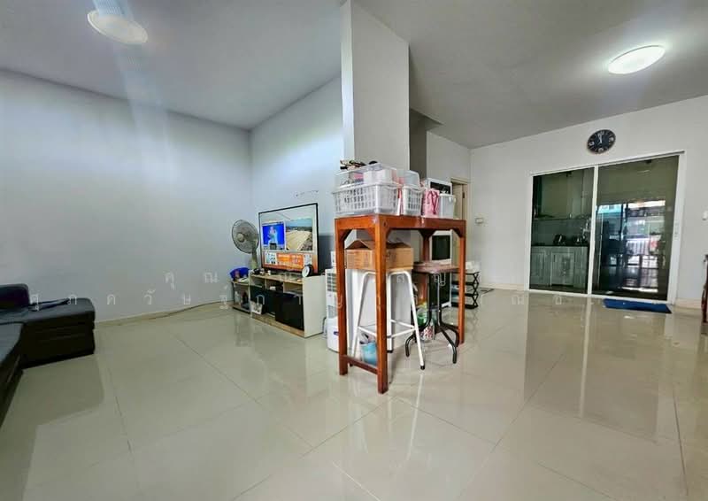 The Colors Don Mueang-Song Prapha, Pathum Thani, Songprapa Road, Lak Hok, Muang Pathum Thani, Pathum Thani, 3 Bedrooms, 160 sqm, Townhouse For Sale, by คุณ ณัจภสิญาค์ ศุภควัษฐ์กาญกุล (ณิชชา), 500214888 - DDproperty.com