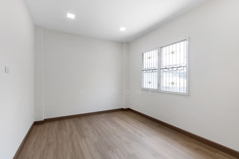 The Town Rama 5, Nonthaburi, Bang Sri Mueang 1 Road, Bang Sri Muang, Muang Nonthaburi, Nonthaburi, 5 Bedrooms, 180 sqm, Townhouse For Sale, by NTBHOME, 500214908 - DDproperty.com