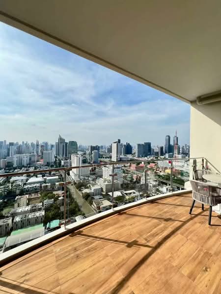 Supalai Oriental Sukhumvit 39, Bangkok, Soi Sukhumvit 39, Khlong Tan Nua, Watthana, Bangkok, 3 Bedrooms, 365 sqm, Condo For Rent, by Nakarin Sookpaiboon, 500214910 - DDproperty.com