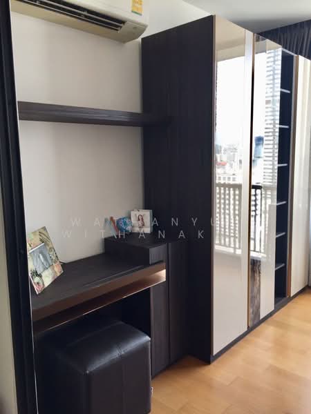 Noble Revo Silom, Bangkok, 88 Soi Surasak Surasak Road, Silom, Bang Rak, Bangkok, 1 Bedroom, 34 sqm, Condo For Rent, by Wathanyu Withanakul, 500214911 - DDproperty.com