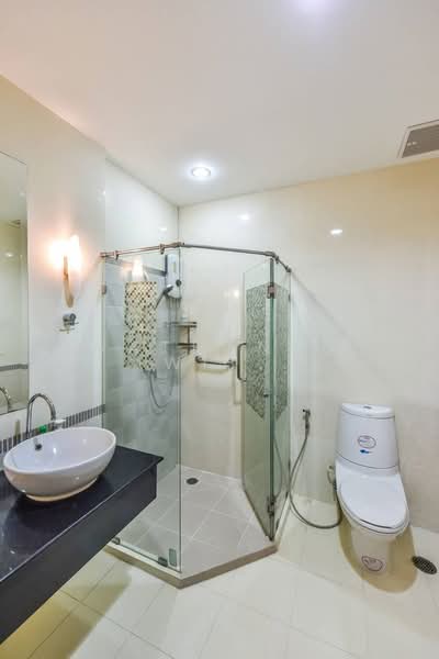 Baan Klang Krung Siam-Pathumwan : บ้านกลางกรุง สยาม-ปทุมวัน คอนโดมิเนียม, กรุงเทพ, ถนนเพชรบุรี แขวงถนนเพชรบุรี เขตราชเทวี กรุงเทพมหานคร, ถนนเพชรบุรี, ราชเทวี, กรุงเทพ, 140 ตร.ม., คอนโด ให้เช่า, โดย Wathanyu  Withanakul, 500214929 - DDproperty.com