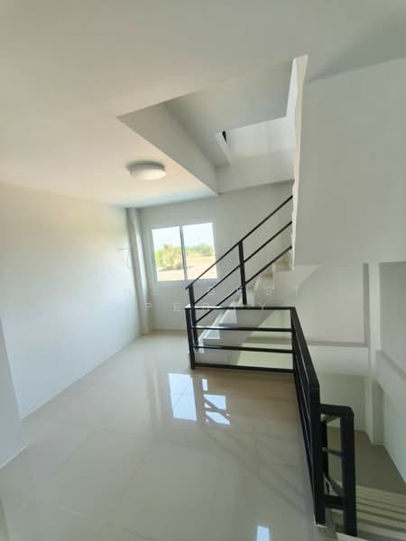 อาคารพาณิชย์ห้วยกะปิ ชลบุรี, Chon Buri (Pattaya), Huai Kapi, Muang Chon Buri, Chon Buri (Pattaya), , 120 sqm, Shophouse For Sale, by The Best Property  ปุ้ยกี้, 500214936 - DDproperty.com