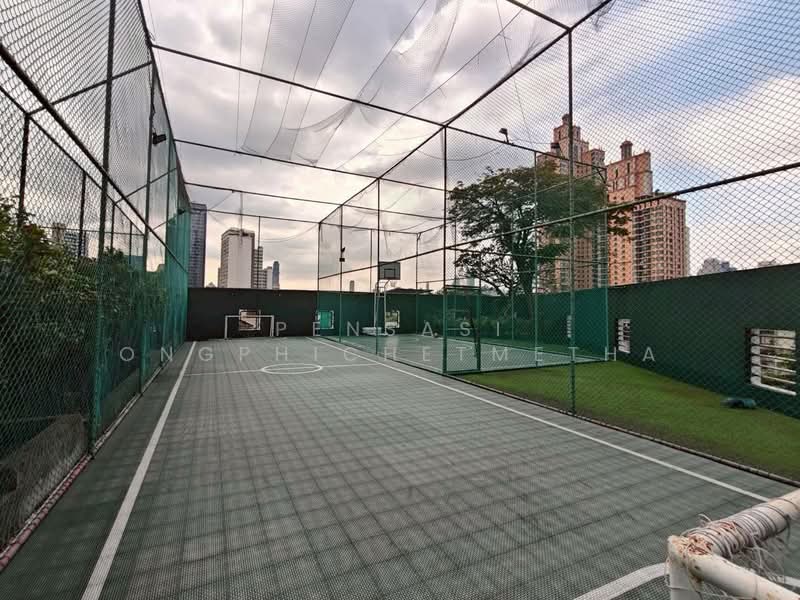 President Park Sukhumvit 24 : เพรสซิเด้นท์ พาร์ค สุขุมวิท 24, กรุงเทพ, 99 ซอยสุขุมวิท 24, คลองเตยเหนือ, วัฒนา, กรุงเทพ, 260 ตร.ม., คอนโด ให้เช่า, โดย Pensasi Ongphichetmetha, 500214946 - DDproperty.com