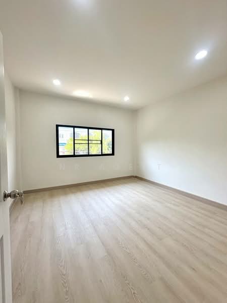 Ketnuti Garden Ladprao, Bangkok, Soi Ladprao 94, Phlapphla, Wang Thonglang, Bangkok, 2 Bedrooms, 110 sqm, Townhouse For Sale, by NR AGENT, 500215036 - DDproperty.com
