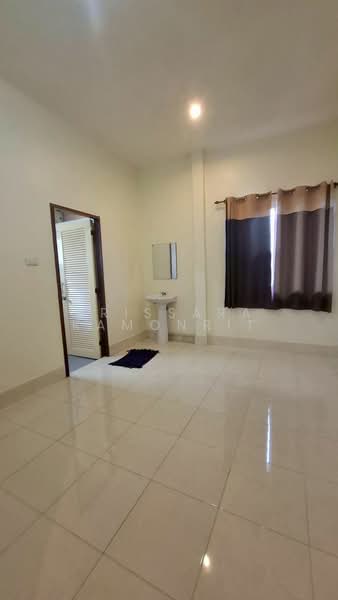 For Sale - 2-Storey Single House for Sale, Sukhumvit area, Chon Buri (Pattaya)