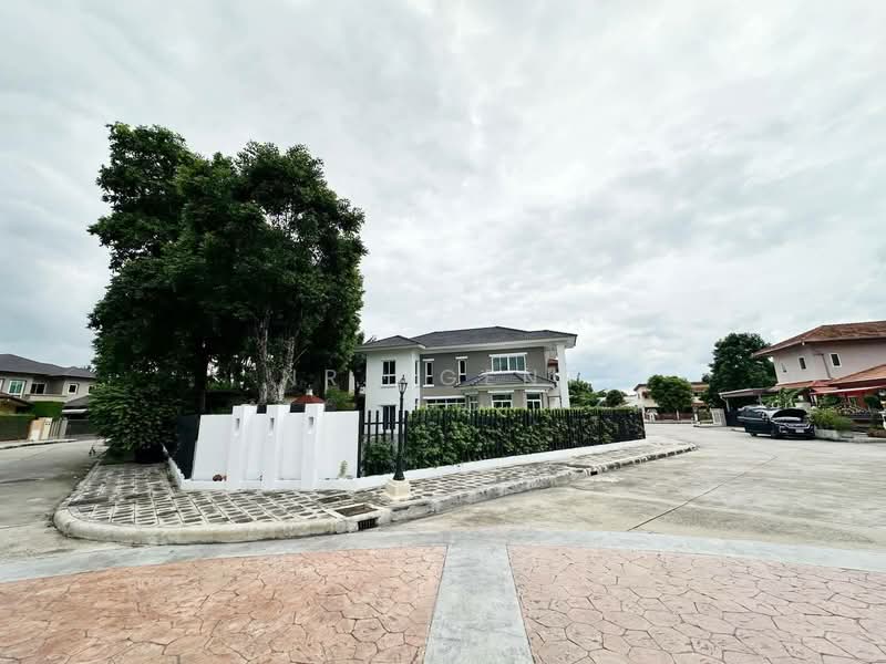 Grand Canal Donmuang, Bangkok, Cherdwutthakat Road, Si Khan, Don Mueang, Bangkok, 4 Bedrooms, 250 sqm, Single Detached House For Rent, by NR AGENT, 500215083 - DDproperty.com