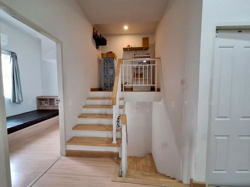 หมู่บ้านดีญ่าทาวน์ ติวานนท์-รังสิต ถนนรังสิต-ปทุมธานี ตำบลบ้านกลาง อำเภอเมืองปทุมธานี จังหวัดปทุมธ, ปทุมธานี, รังสิต-ปทุมธานี, บ้านกลาง, เมืองปทุมธานี, ปทุมธานี, 137 ตร.ม., ทาวน์เฮ้าส์ ขาย, โดย ภัทรนัน อิศรางกูร ณ อยุธยา, 500215096 - DDproperty.com