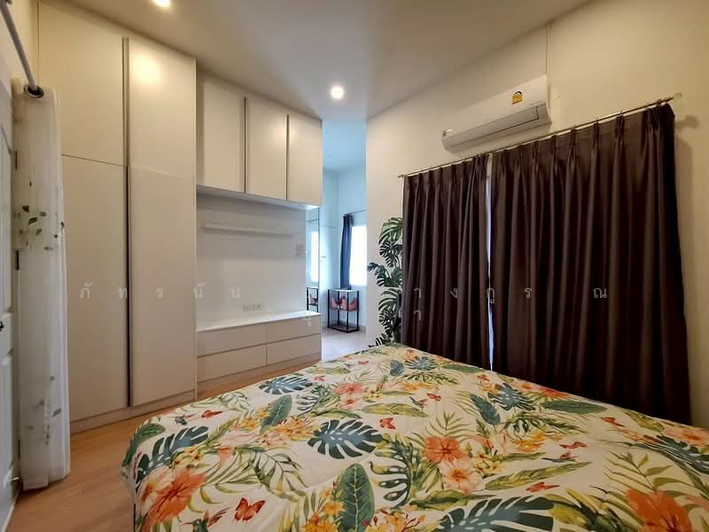 หมู่บ้านดีญ่าทาวน์ ติวานนท์-รังสิต ถนนรังสิต-ปทุมธานี ตำบลบ้านกลาง อำเภอเมืองปทุมธานี จังหวัดปทุมธ, ปทุมธานี, รังสิต-ปทุมธานี, บ้านกลาง, เมืองปทุมธานี, ปทุมธานี, 137 ตร.ม., ทาวน์เฮ้าส์ ขาย, โดย ภัทรนัน อิศรางกูร ณ อยุธยา, 500215096 - DDproperty.com