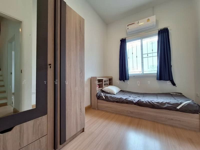 หมู่บ้านดีญ่าทาวน์ ติวานนท์-รังสิต ถนนรังสิต-ปทุมธานี ตำบลบ้านกลาง อำเภอเมืองปทุมธานี จังหวัดปทุมธ, Pathum Thani, รังสิต-ปทุมธานี, Ban Klang, Muang Pathum Thani, Pathum Thani, 4 Bedrooms, 137 sqm, Townhouse For Sale, by ภัทรนัน อิศรางกูร ณ อยุธยา, 500215096 - DDproperty.com