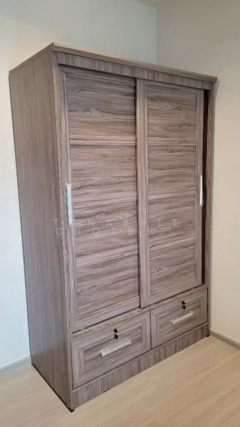 Life Sathorn Sierra, Bangkok, Ratchaphruek Rd, Talat Plu, Thon Buri, Bangkok, 1 Bedroom, 40 sqm, Condo For Rent, by Tanakrit Chotbuddkayan, 500215116 - DDproperty.com