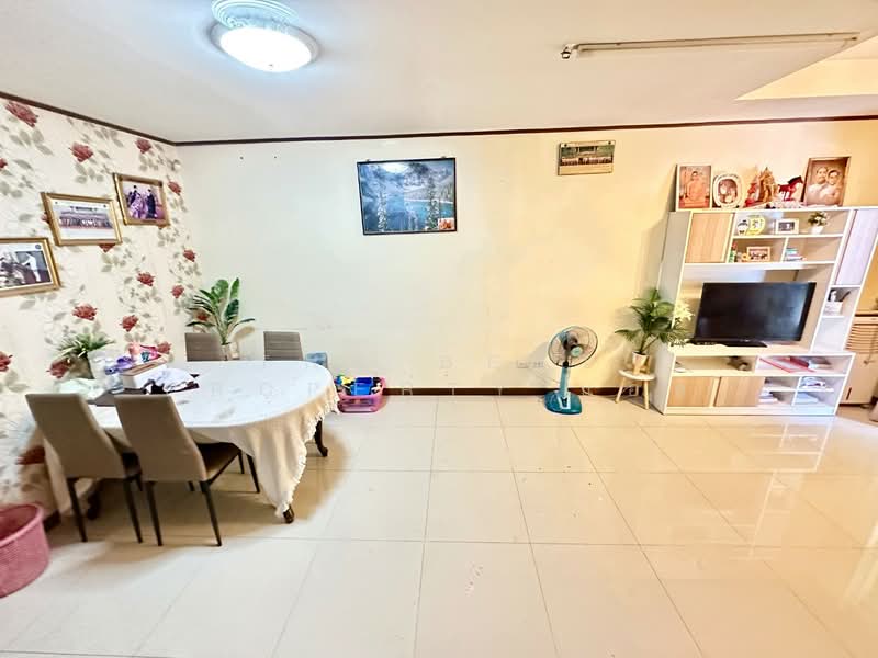 กานดา บ้านริมคลอง 3, Samut Sakhon, Phanthai Norasing, Muang Samut Sakhon, Samut Sakhon, 4 Bedrooms, 100 sqm, Townhouse For Sale, by The Best Property แอล, 500215128 - DDproperty.com