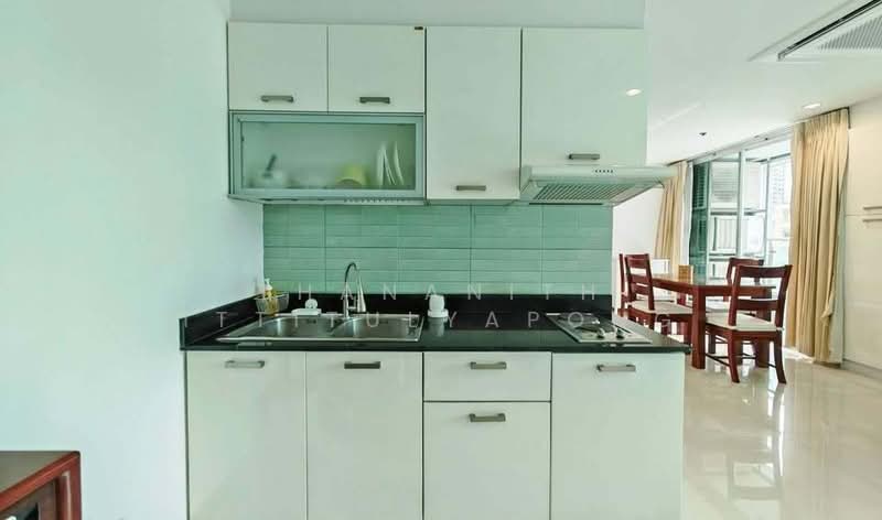 Sukhumvit Living Town, Bangkok, 299 Sukhumvit 21 Road, Khlongtoei Nua, Watthana, Bangkok, 1 Bedroom, 67 sqm, Condo For Sale, by Thananith Ittitulyapong, 500215134 - DDproperty.com