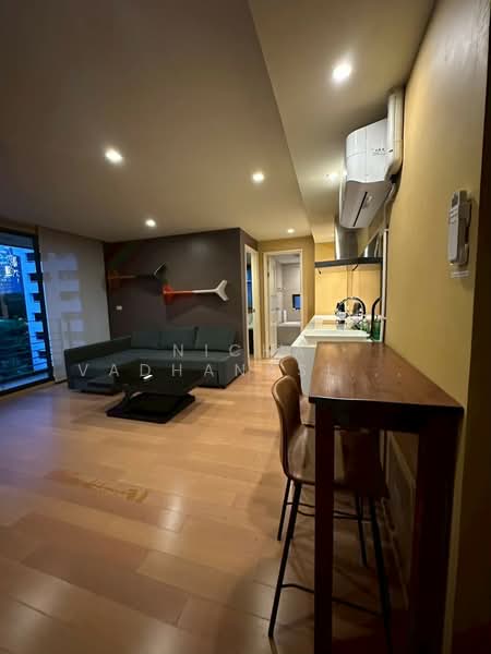 For Sale - Noble Ambience Sarasin, Bangkok