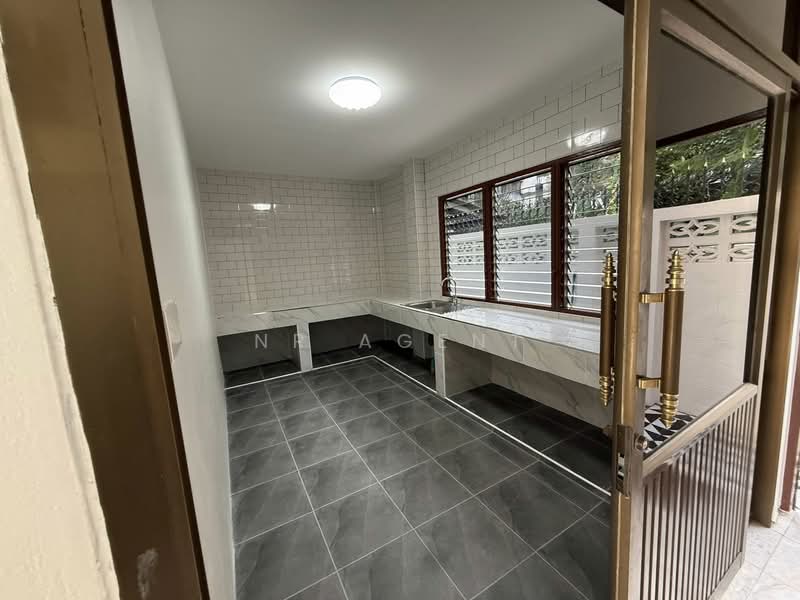 ขาย - บ้านแฝด ซอย เอกชัย67, กรุงเทพ