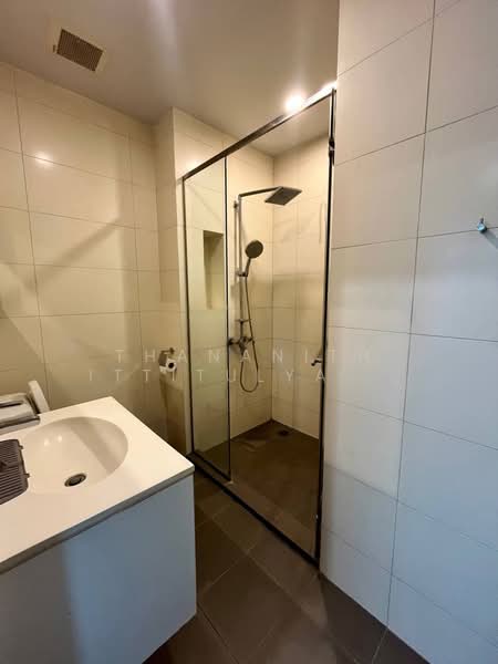 Wyne Sukhumvit, Bangkok, 1120 Sukhumvit Road, Phra Kanong, Khlong Toei, Bangkok, 1 Bedroom, 30 sqm, Condo For Rent, by Thananith Ittitulyapong, 500215185 - DDproperty.com