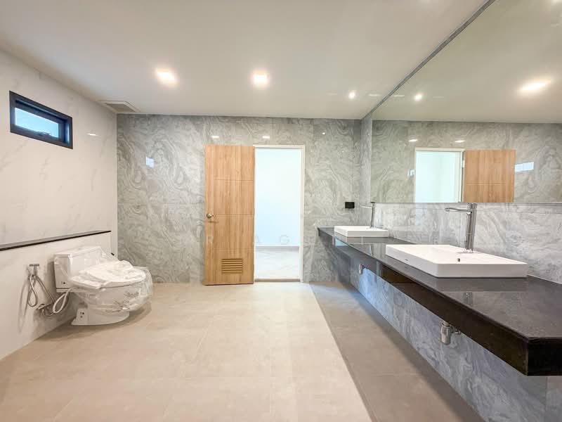 ลัดดารมย์ ปิ่นเกล้า, Nonthaburi, Bang Khu Wiang, Bang Kruai, Nonthaburi, 4 Bedrooms, 265 sqm, Single Detached House For Sale, by NR AGENT, 500215192 - DDproperty.com