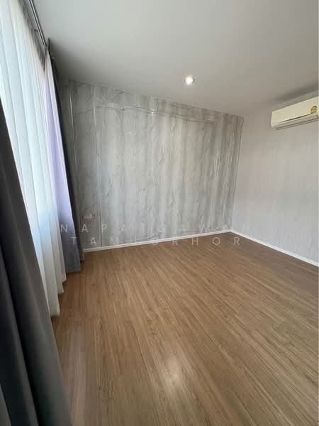 Baan Klang Muang Ramintra-Watcharapol, Bangkok, Chalong Rat Expressway, O-Ngoen, Sai Mai, Bangkok, 3 Bedrooms, 160 sqm, Townhouse For Rent, by Napatsawan Tamjorhor, 500215258 - DDproperty.com