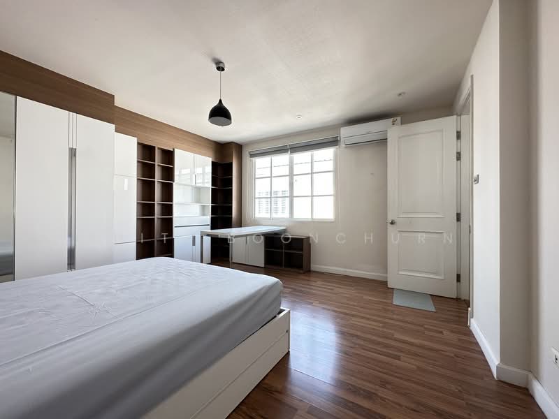 Plus City Park Sukhumvit 101/1, Bangkok, 6 Soi Wachiratham Sathit 31, Bang Chak, Phra Khanong, Bangkok, 3 Bedrooms, 240 sqm, Townhouse For Rent, by Thiti Boonchurn, 500215263 - DDproperty.com