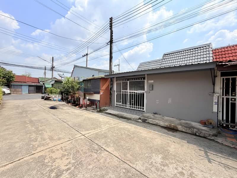 For Sale - Baan Ruean Suk 2, Pathum Thani