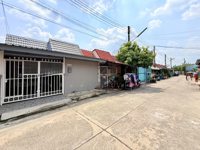 For Sale - Baan Ruean Suk 2, Pathum Thani