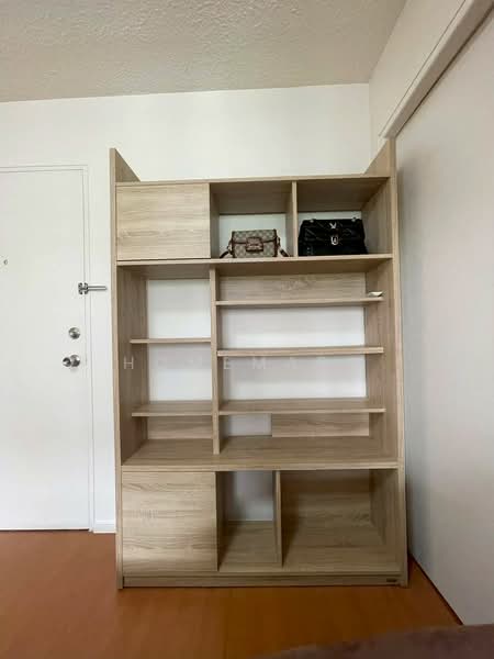 For Sale - Lumpini Condo Town Romklao-Suvarnabhumi, Bangkok