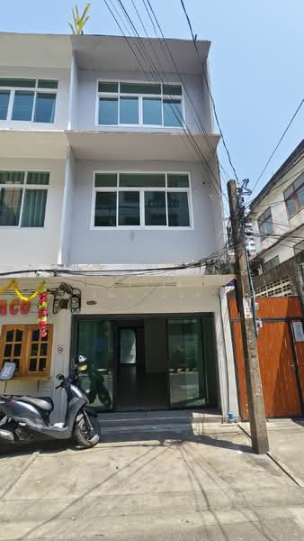 Commercial Building for Rent: Soi Sathorn 11, Junction 3, Bangkok, สาทร, Yan Nawa, Sathon, Bangkok, , 180 sqm, Shophouse For Rent, by ศราวุธ วัฒนานนท์, 500215310 - DDproperty.com