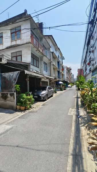 Commercial Building for Rent: Soi Sathorn 11, Junction 3, Bangkok, สาทร, Yan Nawa, Sathon, Bangkok, , 180 sqm, Shophouse For Rent, by ศราวุธ วัฒนานนท์, 500215310 - DDproperty.com